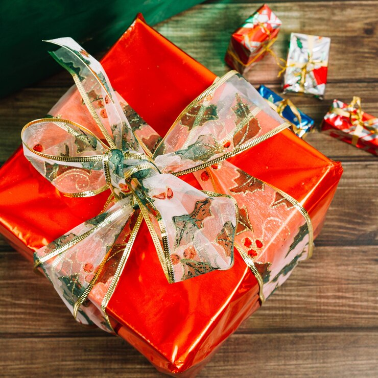 Craft Joy and Surprise with 40 Creative Gift Wrapping Techniques